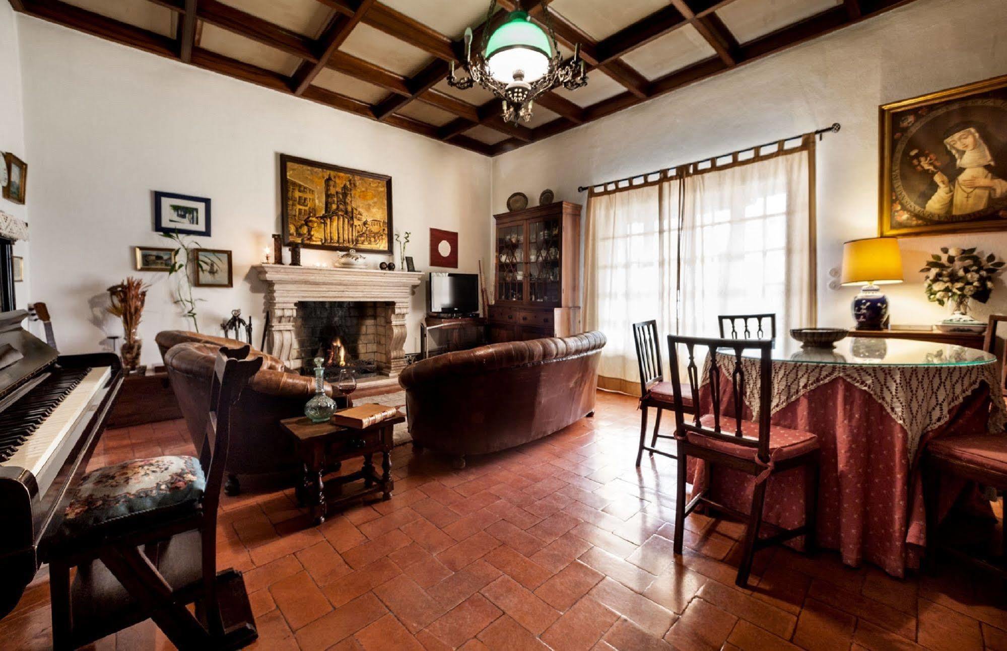 Vintage Guest House - Casa Do Escritor Evora Exterior photo